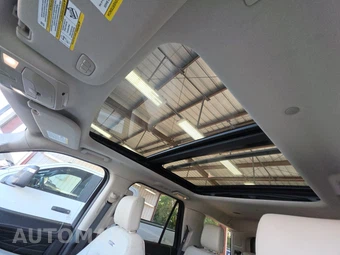 2019 Ford Expedition Platinum - miniatura 21