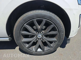 2019 Ford Expedition Platinum - miniatura 26