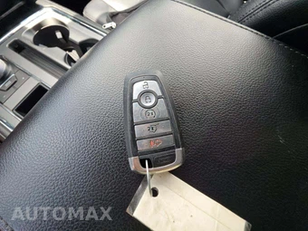 2019 Ford Expedition XLT - miniatura 5