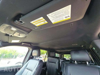 2019 Ford Expedition XLT - miniatura 8