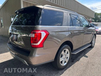 2019 Ford Expedition XLT - miniatura 4