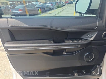 2019 Ford Expedition XLT - miniatura 9