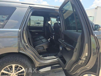2019 Ford Expedition XLT – miniatura 14