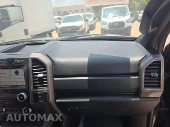 2019 Ford Expedition XLT – miniatura 17