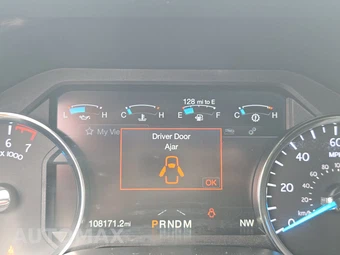 2019 Ford Expedition XLT – miniatura 12