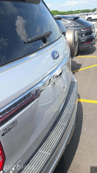 2019 Ford Expedition XLT - miniatura 27