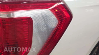 2019 Ford Expedition XLT - miniatura 26
