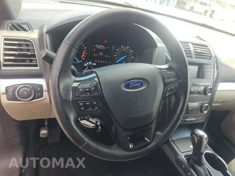 2019 Ford Explorer - miniatura 10