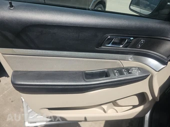 2019 Ford Explorer - miniatura 9