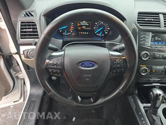 2019 Ford Explorer – miniatura 10