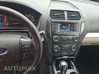 2019 Ford Explorer – miniatura 11
