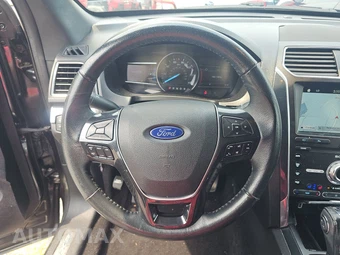 2019 Ford Explorer Limited - miniatura 10