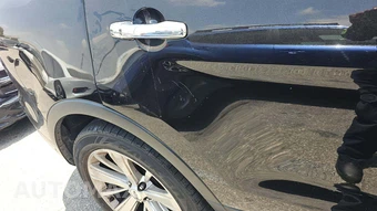 2019 Ford Explorer Limited - miniatura 25