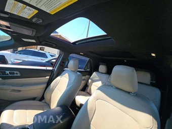 2019 Ford Explorer Limited – miniatura 11