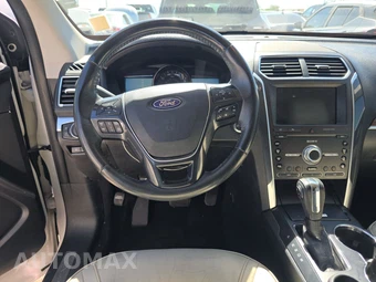 2019 Ford Explorer Limited – miniatura 10
