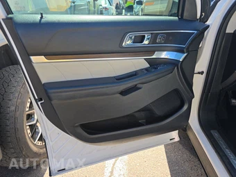2019 Ford Explorer Limited – miniatura 9