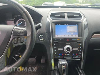 2019 Ford Explorer Limited - miniatura 11