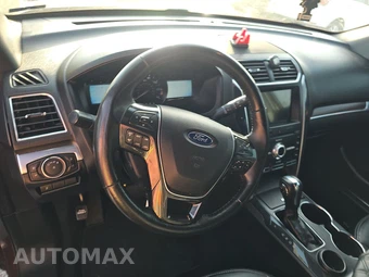 2019 Ford Explorer Limited - miniatura 16