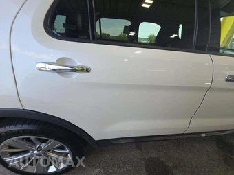 2019 Ford Explorer Limited – miniatura 25