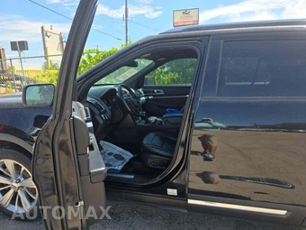 2019 Ford Explorer Limited – miniatura 6