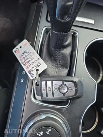 2019 Ford Explorer Limited – miniatura 21