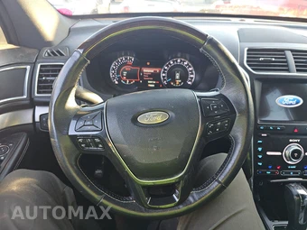 2019 Ford Explorer Platinum - miniatura 10