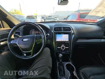2019 Ford Explorer Platinum - miniatura 11