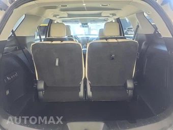 2019 Ford Explorer Platinum - miniatura 13