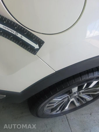 2019 Ford Explorer Platinum - miniatura 17