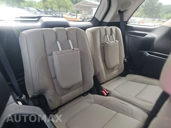 2019 Ford Explorer Platinum - miniatura 14