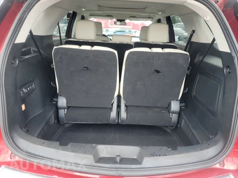 2019 Ford Explorer Platinum - miniatura 17