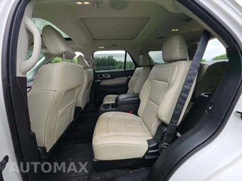 2019 Ford Explorer Platinum - miniatura 13