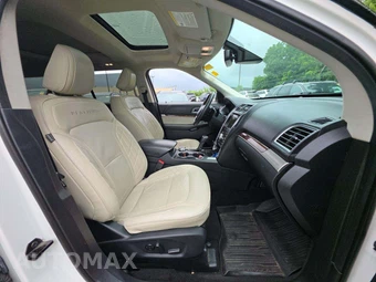 2019 Ford Explorer Platinum - miniatura 19
