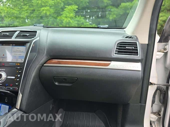 2019 Ford Explorer Platinum - miniatura 20