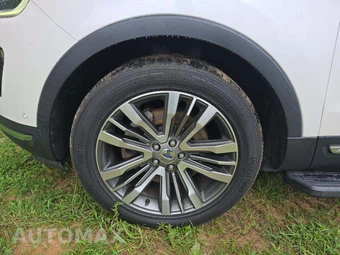 2019 Ford Explorer Platinum - miniatura 24