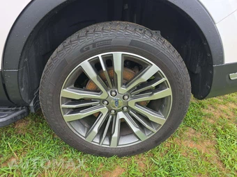 2019 Ford Explorer Platinum - miniatura 25