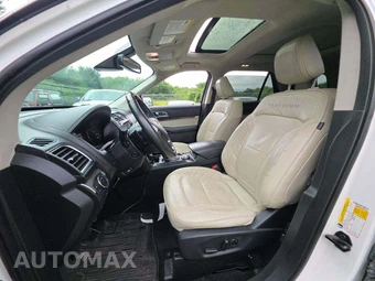 2019 Ford Explorer Platinum - miniatura 6