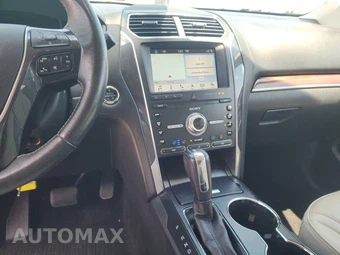 2019 Ford Explorer Platinum - miniatura 11