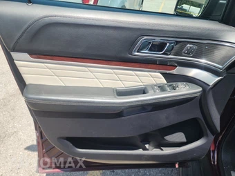 2019 Ford Explorer Platinum - miniatura 9