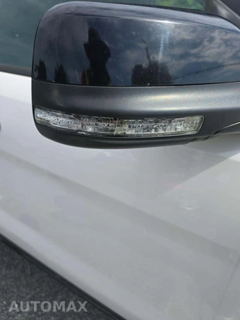 2019 Ford Explorer Sport - miniatura 23