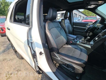 2019 Ford Explorer Sport – miniatura 19