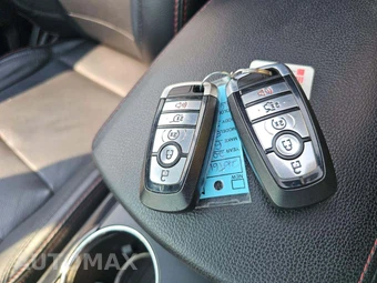 2019 Ford Explorer Sport – miniatura 8