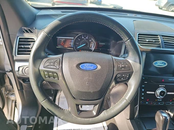 2019 Ford Explorer Sport – miniatura 10