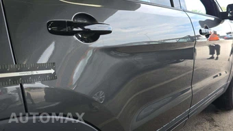 2019 Ford Explorer Sport - miniatura 20