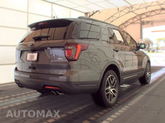 2019 Ford Explorer Sport - miniatura 4