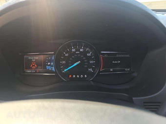 2019 Ford Explorer XLT – miniatura 6