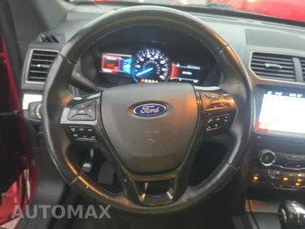 2019 Ford Explorer XLT – miniatura 10