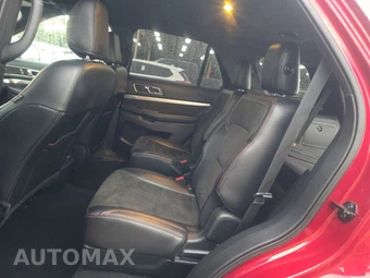 2019 Ford Explorer XLT – miniatura 13