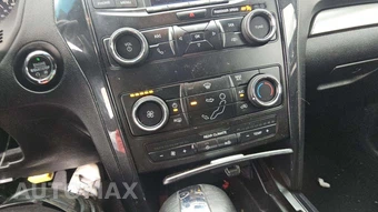 2019 Ford Explorer XLT – miniatura 29