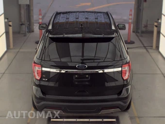 2019 Ford Explorer XLT – miniatura 5